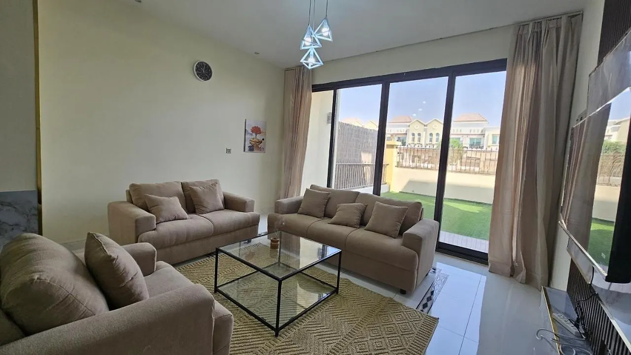 Elegant 2-Bed Villa + Hall, G+1 Dubai 0*,